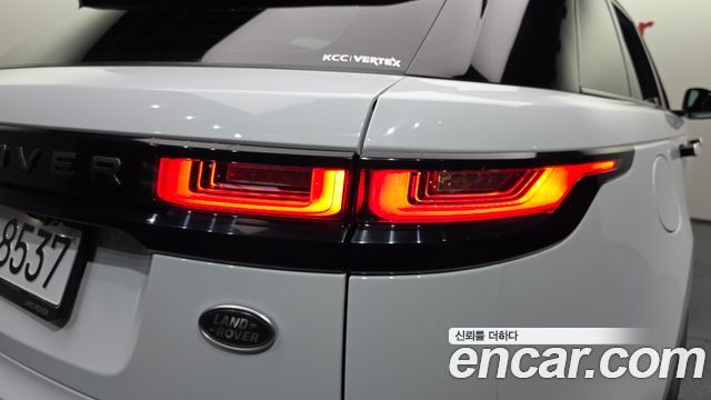 Land Rover Range Rover Velar 3.0 D300 R-Dynamic HSE 2019 — фото 23