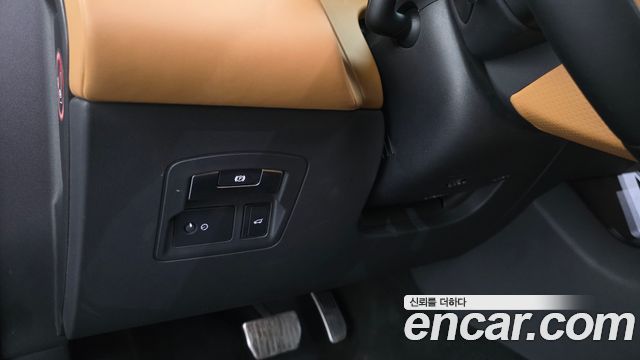 Land Rover Range Rover Velar 3.0 D300 R-Dynamic HSE 2019 — фото 31