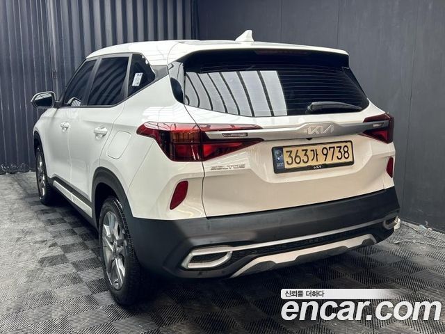 Kia Seltos Diesel 1.6 2WD Prestige 2022 — фото 4