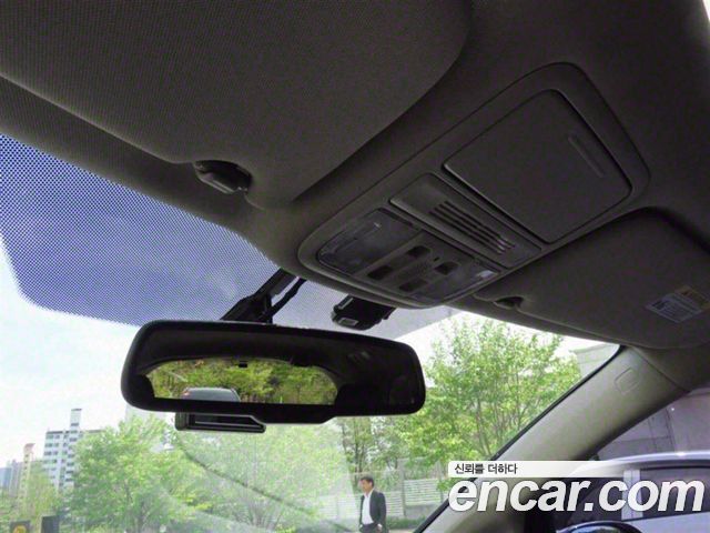 Honda Odyssey 3.5 4th 2016 — фото 15