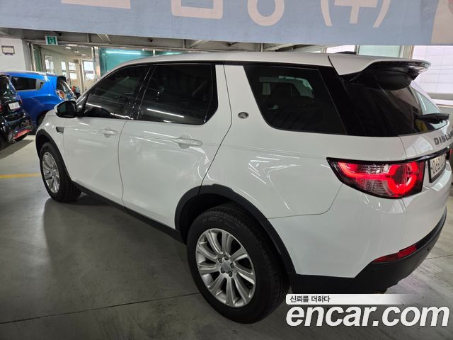 Land Rover Discovery Sport 2.0 TD4 SE 2016 — фото 4