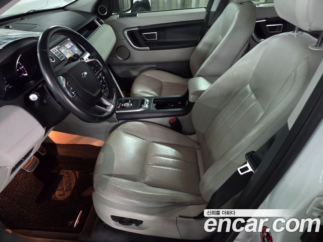 Land Rover Discovery Sport 2.0 TD4 SE 2016 — фото 7