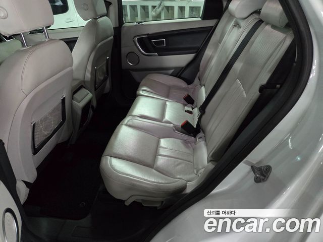 Land Rover Discovery Sport 2.0 TD4 SE 2016 — фото 10