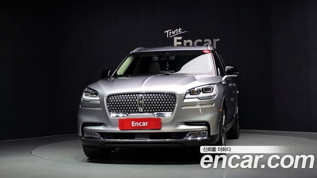 Lincoln Aviator (II) 3.0 Reserve  AWD 2021 — фото 3