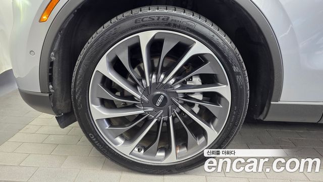 Lincoln Aviator (II) 3.0 Reserve  AWD 2021 — фото 5