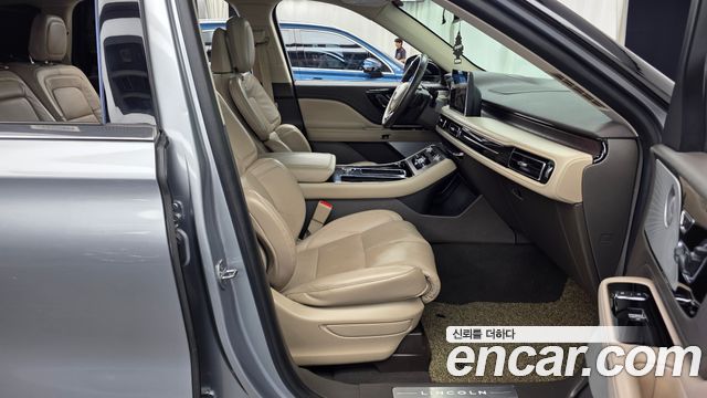 Lincoln Aviator (II) 3.0 Reserve  AWD 2021 — фото 11