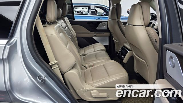 Lincoln Aviator (II) 3.0 Reserve  AWD 2021 — фото 12