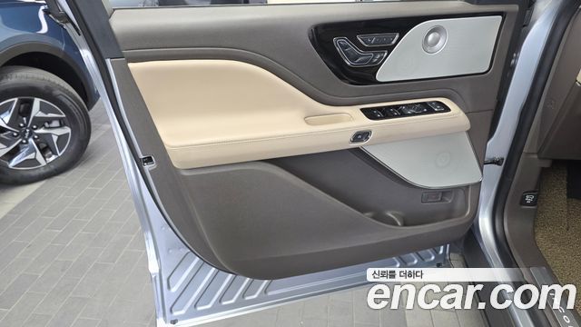 Lincoln Aviator (II) 3.0 Reserve  AWD 2021 — фото 24