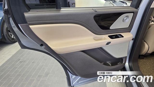 Lincoln Aviator (II) 3.0 Reserve  AWD 2021 — фото 25