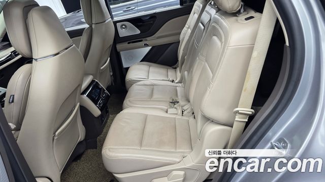 Lincoln Aviator (II) 3.0 Reserve  AWD 2021 — фото 26