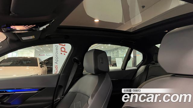 BMW 5 Series (G60) 530e xDrive M Sport 2025 — фото 10