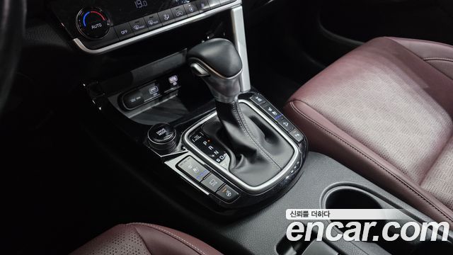 Kia Seltos Gasoline 1.6 Turbo 4WD Noblesse 2020 — фото 9