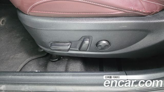 Kia Seltos Gasoline 1.6 Turbo 4WD Noblesse 2020 — фото 31