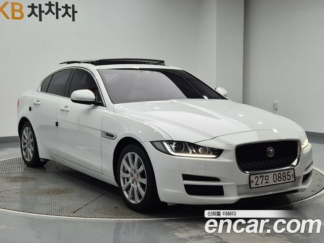 Jaguar XE 20d Prestige 2016 — фото 4