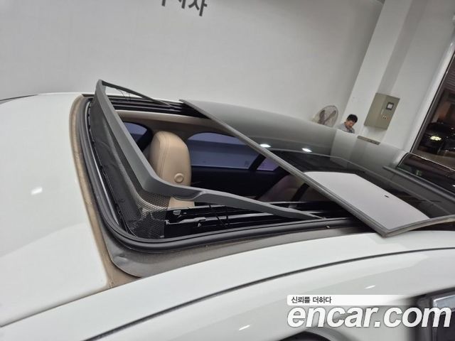 Jaguar XE 20d Prestige 2016 — фото 17