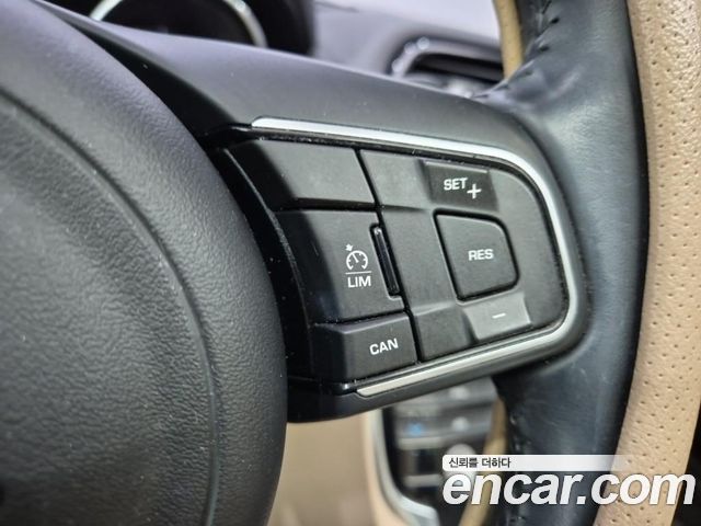 Jaguar XE 20d Prestige 2016 — фото 19