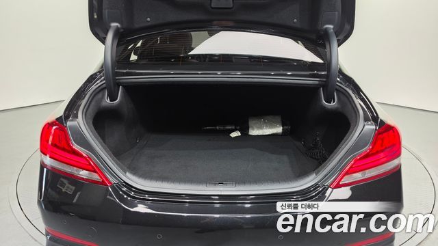 Genesis G70 2.0T AWD Supreme 2018 — фото 24