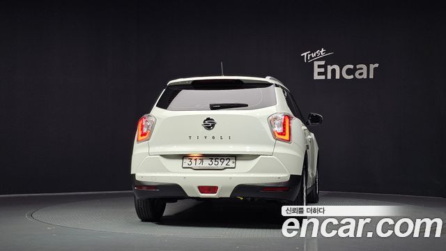 KG Mobility (SsangYong) Tivoli VX 2WD 2017 — фото 4