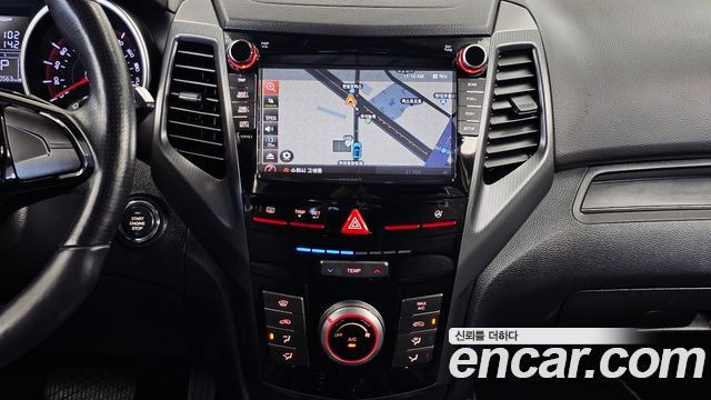 KG Mobility (SsangYong) Tivoli VX 2WD 2017 — фото 14