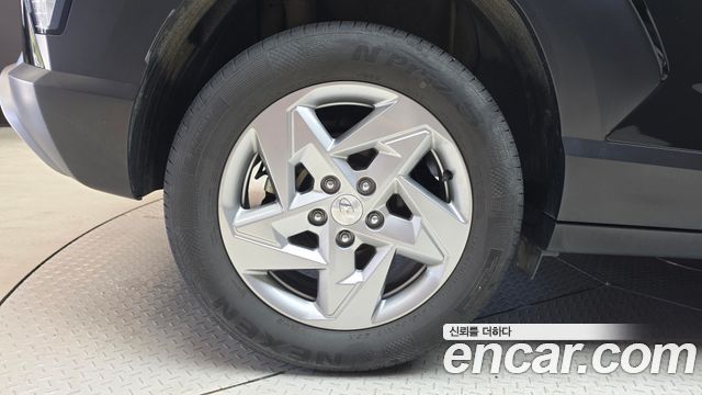 Hyundai Kona (SX2) Gasoline 1.6 Turbo 2WD Premium 2023 — фото 5