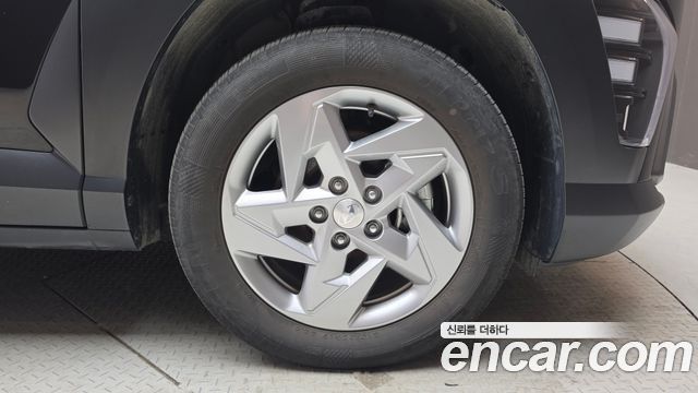 Hyundai Kona (SX2) Gasoline 1.6 Turbo 2WD Premium 2023 — фото 21