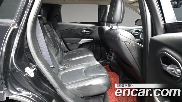 Jeep Cherokee (KL) 2.4 Longitude AWD 2017 — фото 12