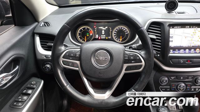 Jeep Cherokee (KL) 2.4 Longitude AWD 2017 — фото 13