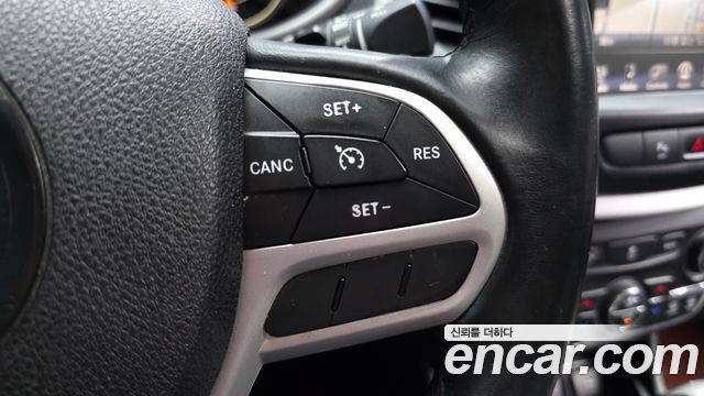 Jeep Cherokee (KL) 2.4 Longitude AWD 2017 — фото 19