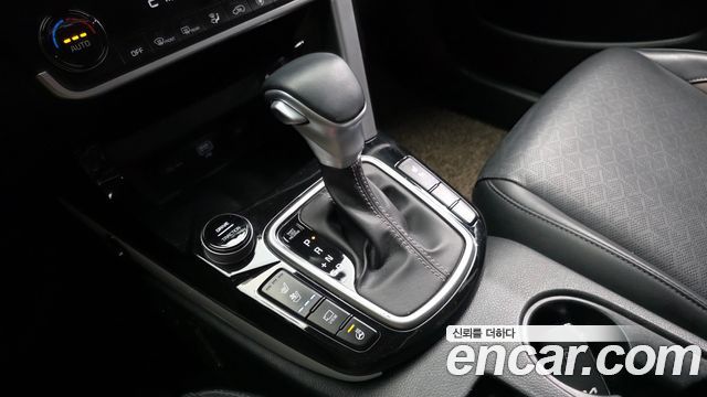 Kia Seltos Gasoline 1.6 Turbo 2WD Signature 2022 — фото 9