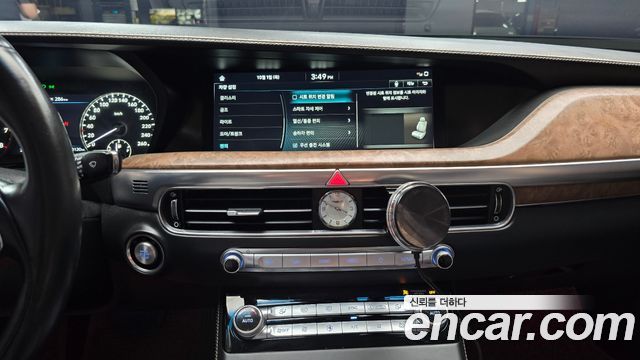 Genesis G90 3.8 AWD Prestige 2019 — фото 18