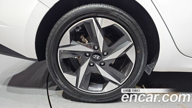 Hyundai Avante (CN7) 1.6 Inspiration 2023 — фото 5