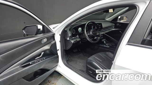 Hyundai Avante (CN7) 1.6 Inspiration 2023 — фото 10