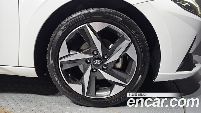Hyundai Avante (CN7) 1.6 Inspiration 2023 — фото 21
