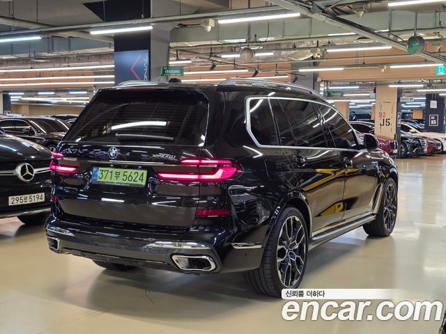 BMW X7 (G07) xDrive 40i M Sport 6STR 2026 — фото 2