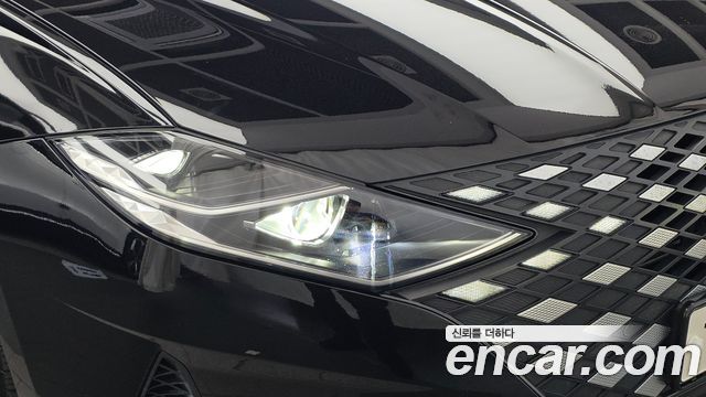 Hyundai Grandeur (IG) 2.5 Premium 2023 — фото 28