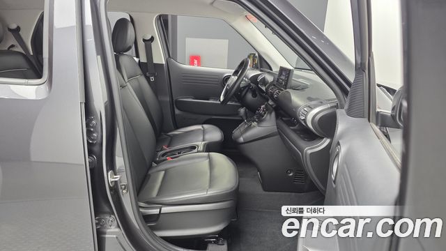 Hyundai Casper Turbo The Essential Light 2024 — фото 11