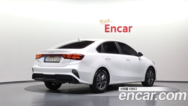Kia K3 (II) 1.6 Prestige 2022 — фото 2