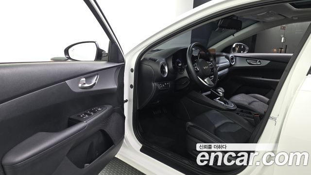 Kia K3 (II) 1.6 Prestige 2022 — фото 10