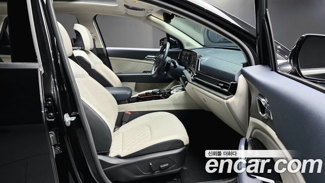 Kia Sportage (V) LPG 2.0 2WD Signature 2023 — фото 11