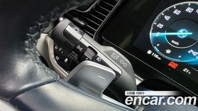 Kia Sportage (V) LPG 2.0 2WD Signature 2023 — фото 33