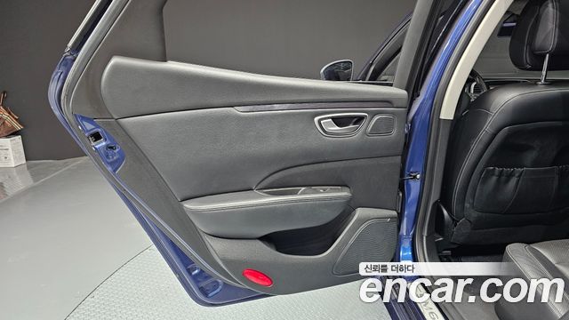 Renault Korea SM6 2.0 GDe LE 2016 — фото 25