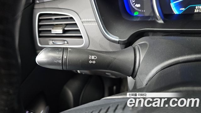 Renault Korea SM6 2.0 GDe LE 2016 — фото 27