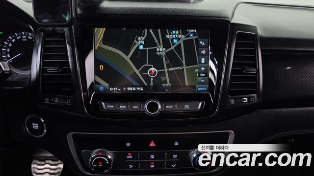 KG Mobility (SsangYong) Rexton Sports Khan Diesel 2.2 4WD Dynamic Edition (5-Link) 2021 — фото 13