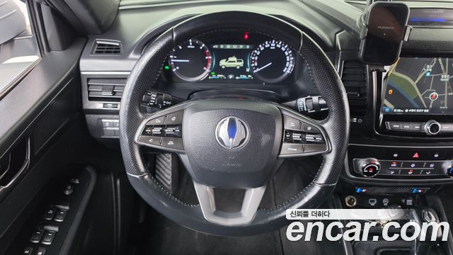 KG Mobility (SsangYong) Rexton Sports Khan Diesel 2.2 4WD Dynamic Edition (5-Link) 2021 — фото 14