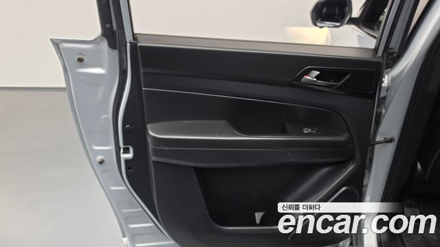KG Mobility (SsangYong) Rexton Sports Khan Diesel 2.2 4WD Dynamic Edition (5-Link) 2021 — фото 25