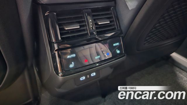 Renault Korea Grand Koleos 1.5 E-TECH Iconic 2WD 2025 — фото 18