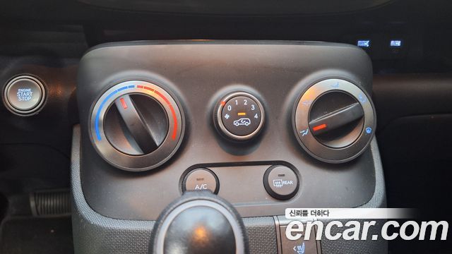 Hyundai Casper The Essential Light 2024 — фото 19