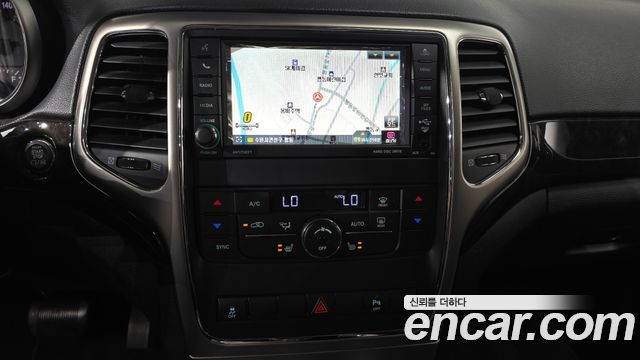 Jeep Grand Cherokee 3.0 Diesel Laredo WK2 2012 — фото 12