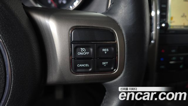 Jeep Grand Cherokee 3.0 Diesel Laredo WK2 2012 — фото 16
