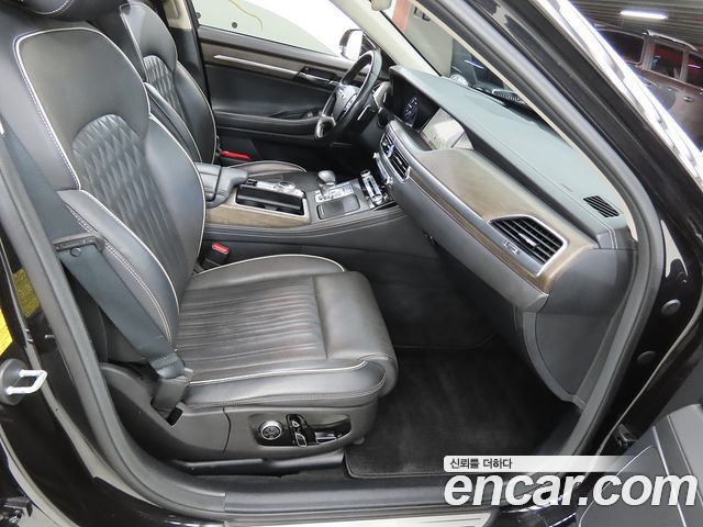 Genesis G90 3.3 T AWD Premium Luxury 2019 — фото 6